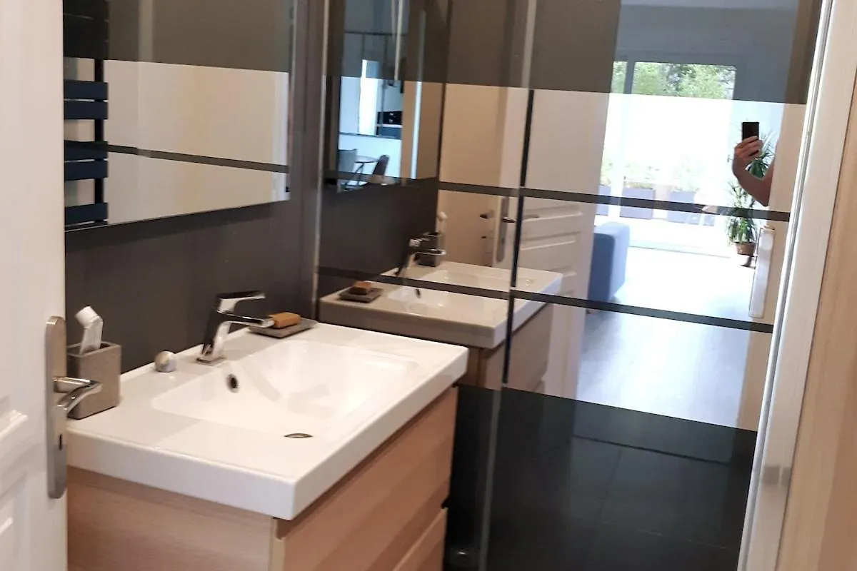 Apartment Appartement Aix, Residence Calme Avec Piscine Aix-en-Provence